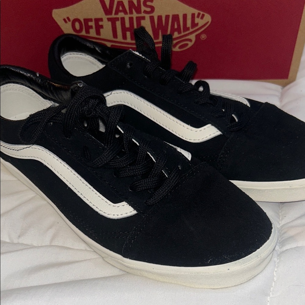 Vans Black and White Low-Top Shoes